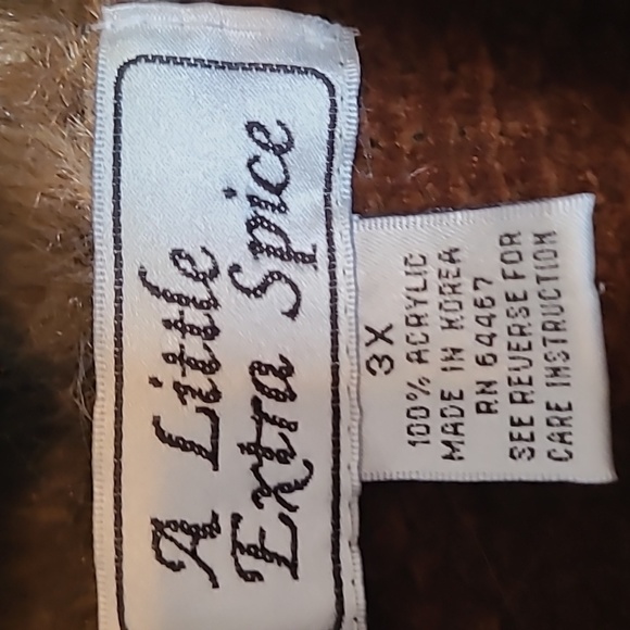 A Little Extra Spice dark brown fur collar chenille zip front sweater Sz 3X - Picture 3 of 4